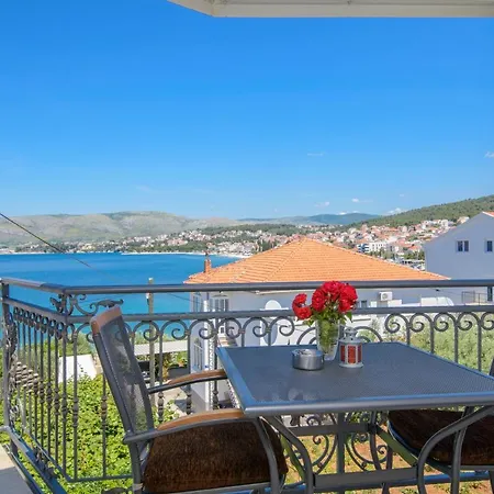Apartments Tonka Trogir Exterior foto