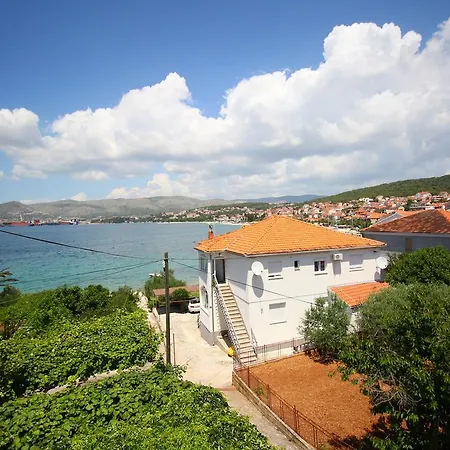 Apartments Tonka Trogir Zimmer foto