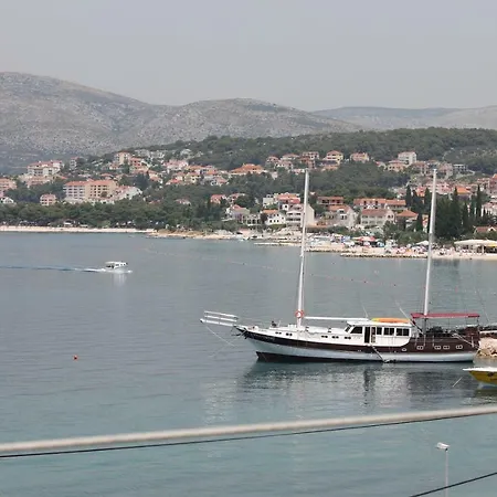 Apartments Tonka Trogir Exterior foto